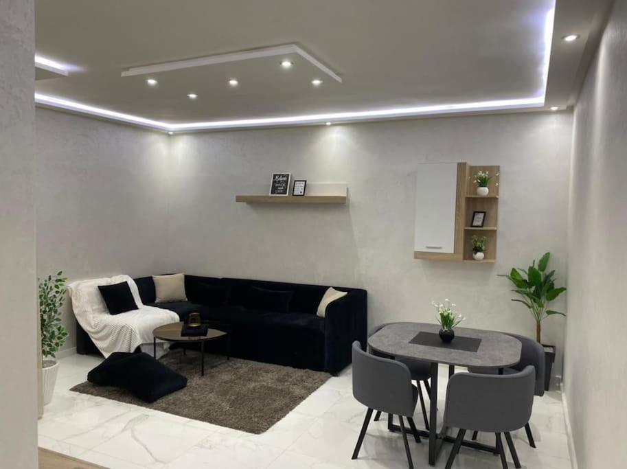 Appart Luxueux Securise Parking 10 Min Medina Fes Ngoại thất bức ảnh
