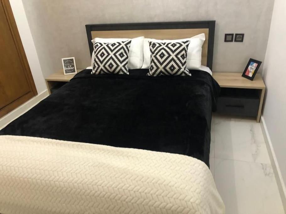 Appart Luxueux Securise Parking 10 Min Medina Fes Ngoại thất bức ảnh